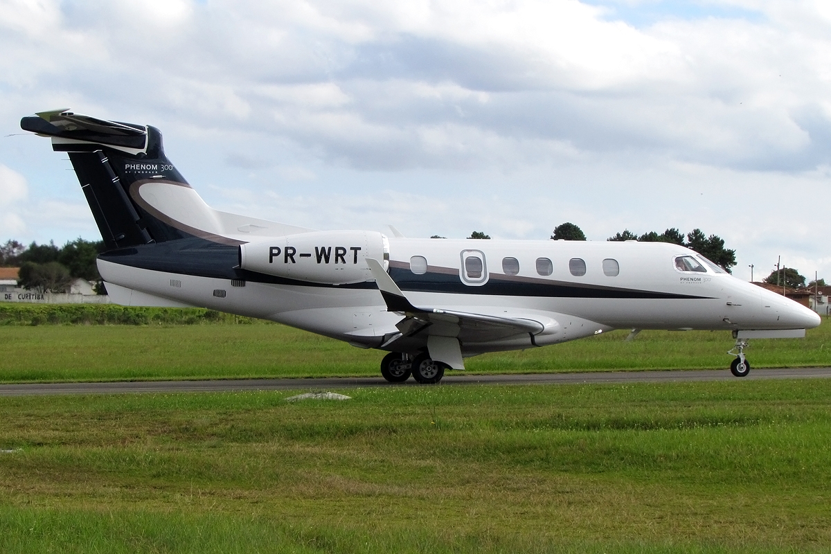 PR-WRT - Embraer EMB-505 Phenom 300