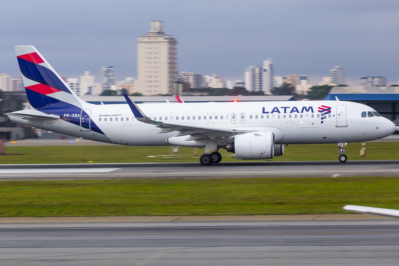 PR-XBA - Airbus A320