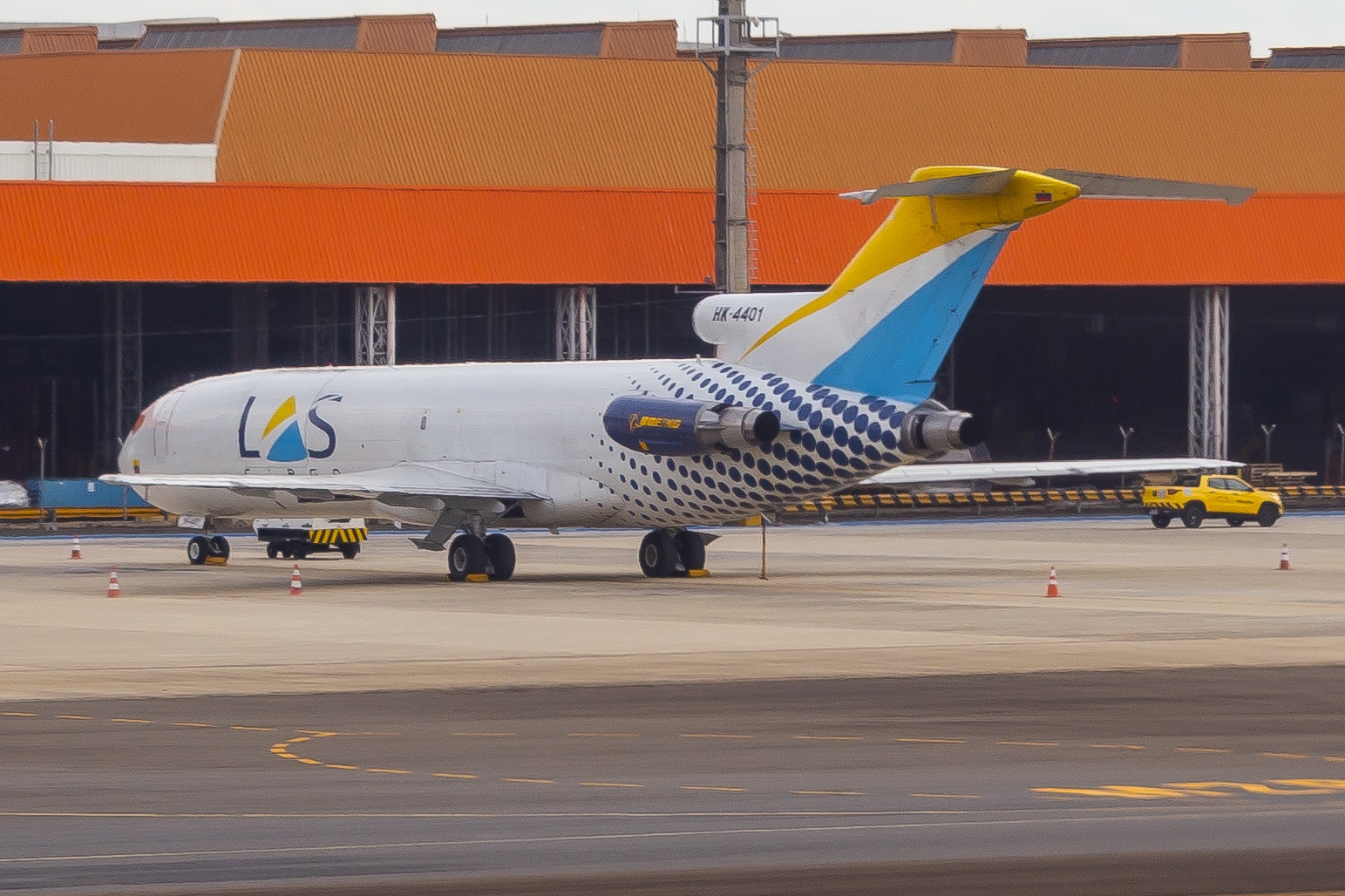 HK-4401 - Boeing 727-200F