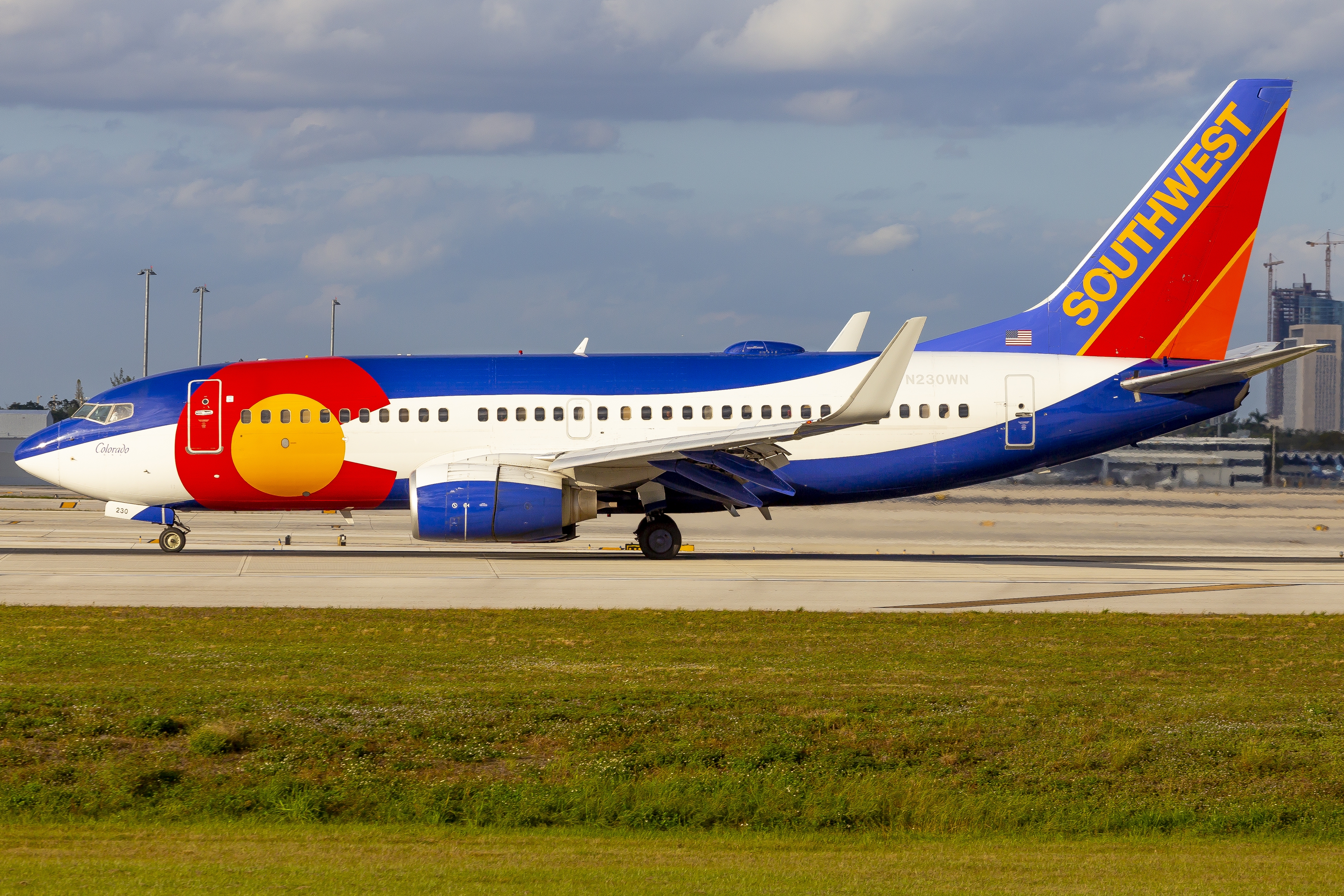 N230WN - Boeing 737-700