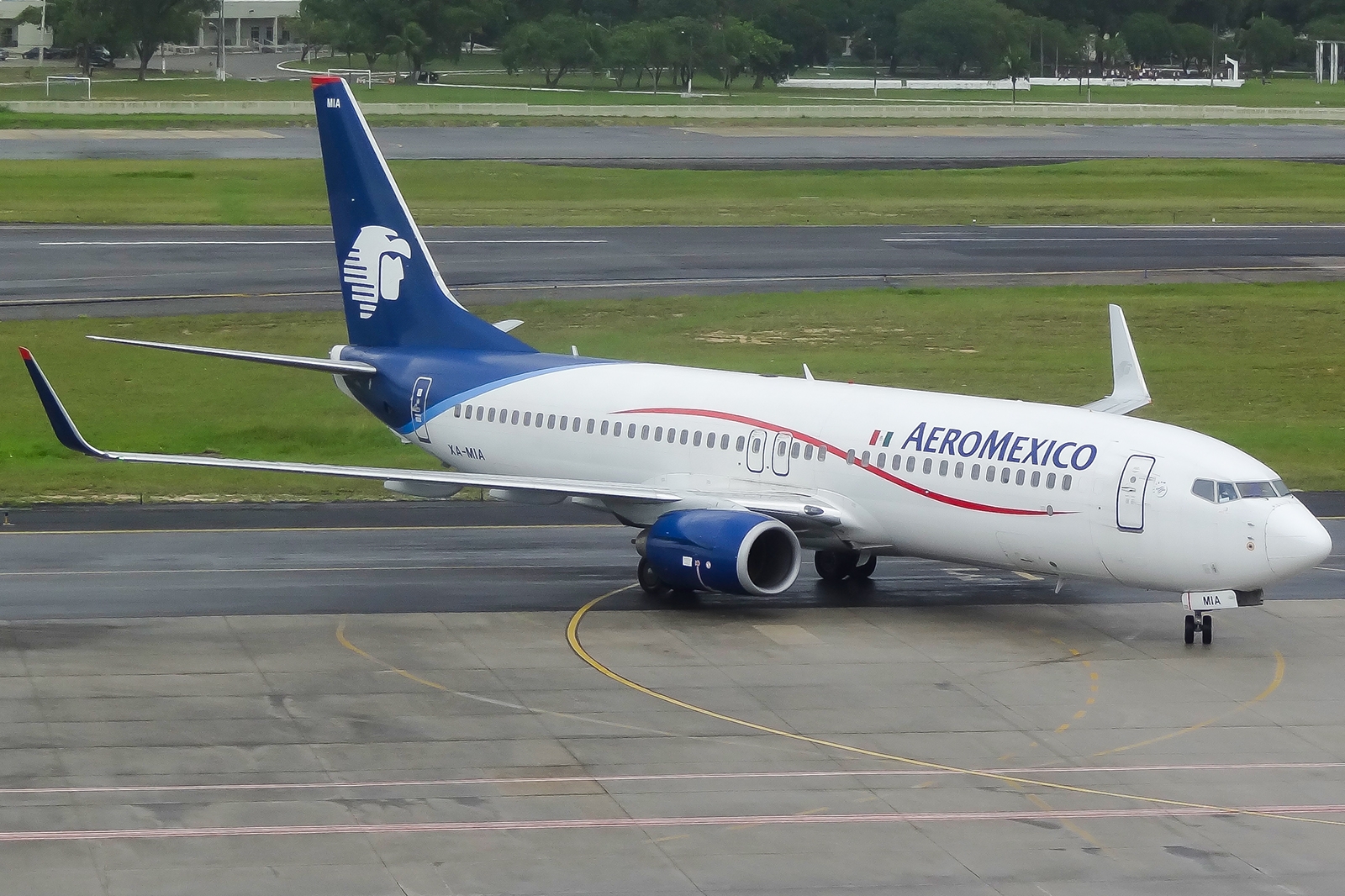 XA-MIA - Boeing 737-800