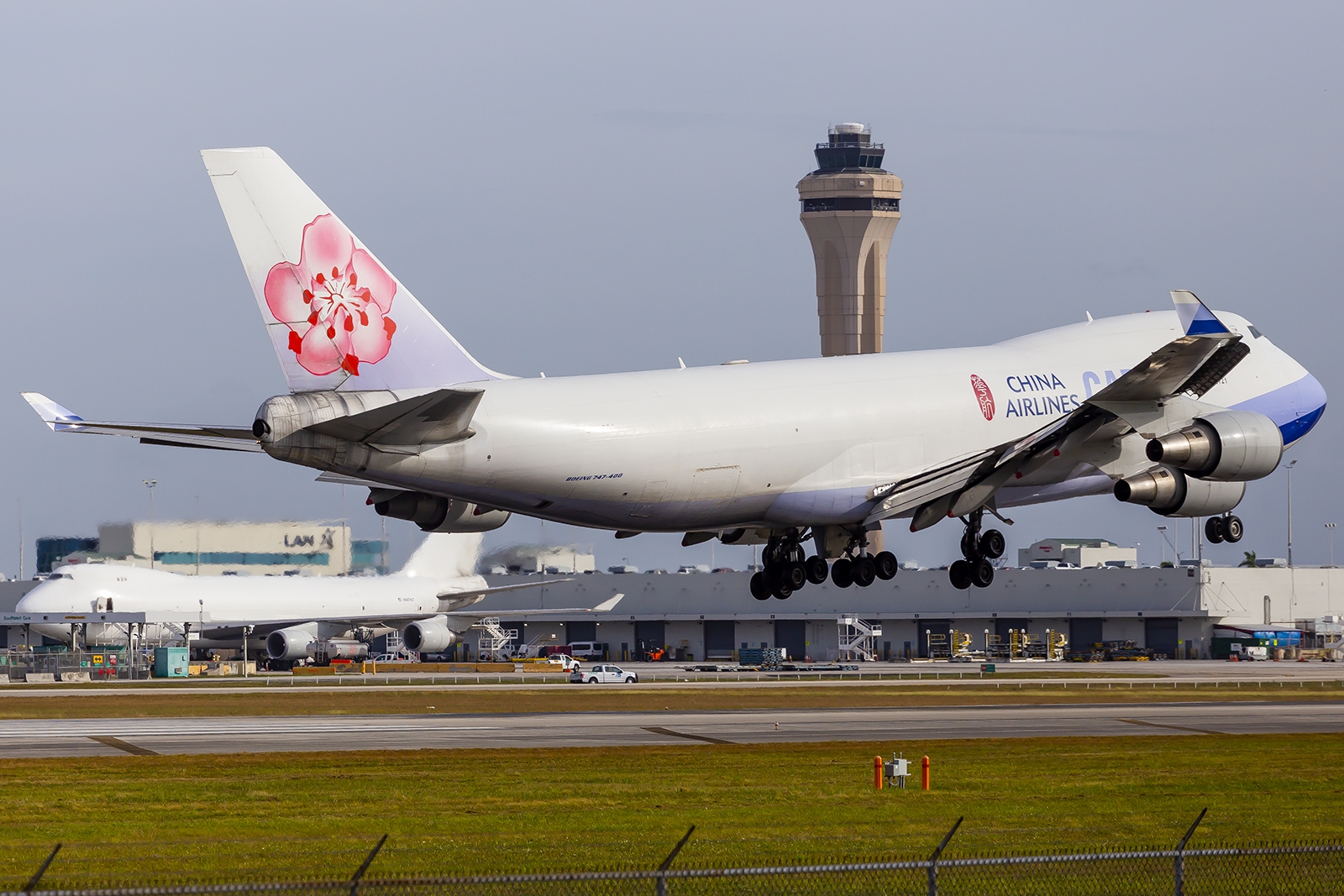 B-18721 - Boeing 747-400F