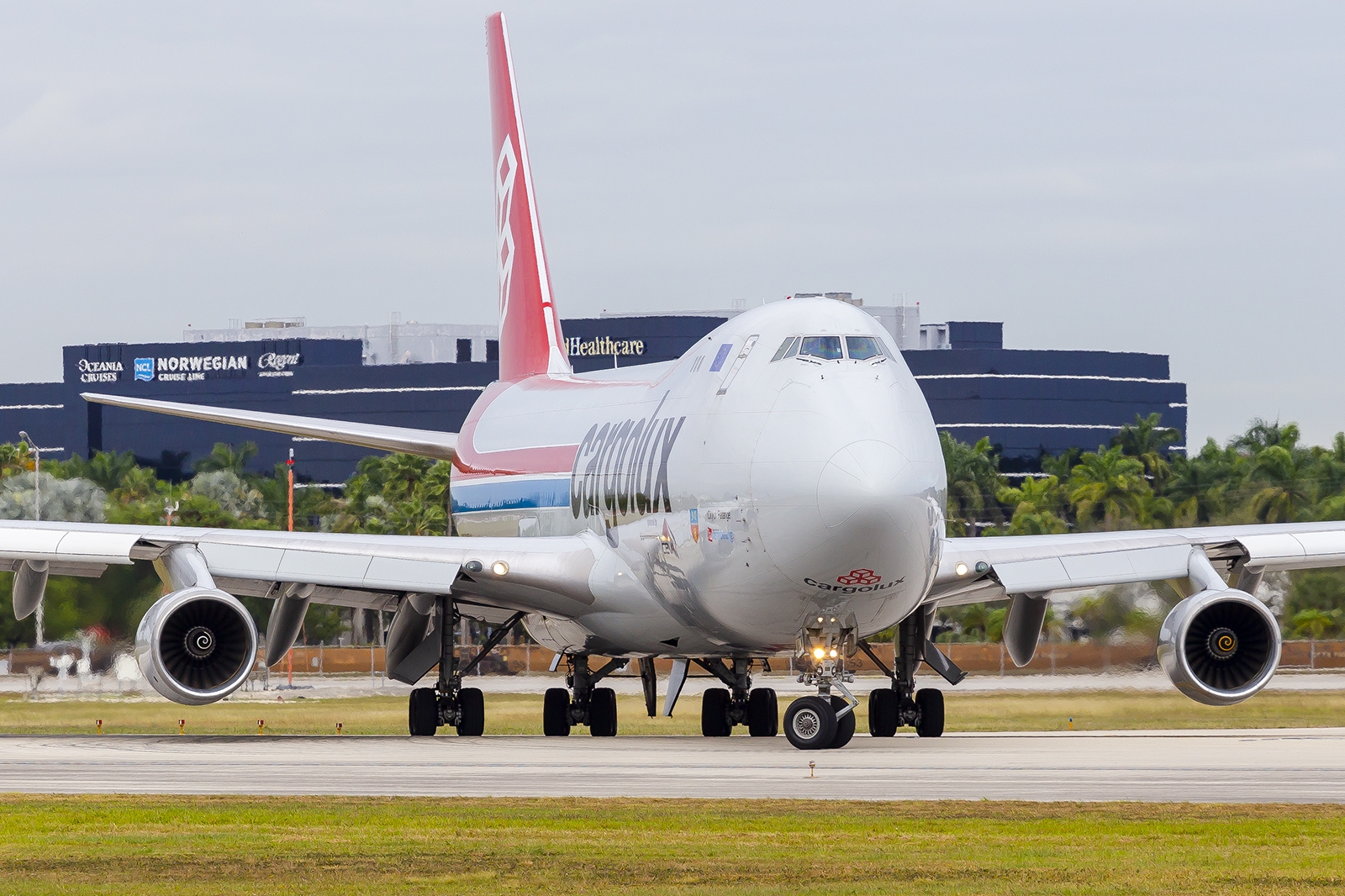 LX-WCV - Boeing 747-400F