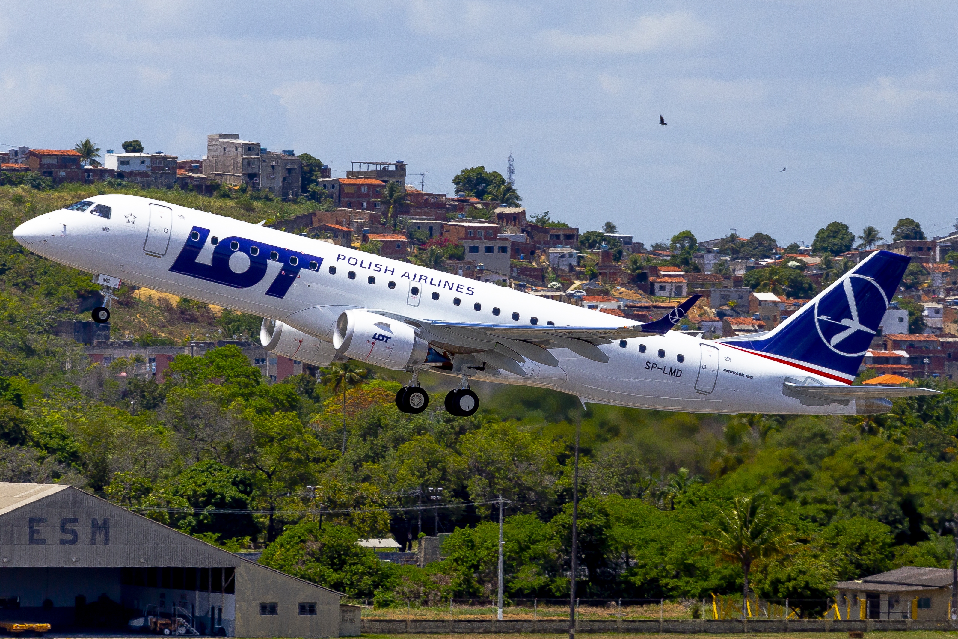 SP-LMD - Embraer 190-100