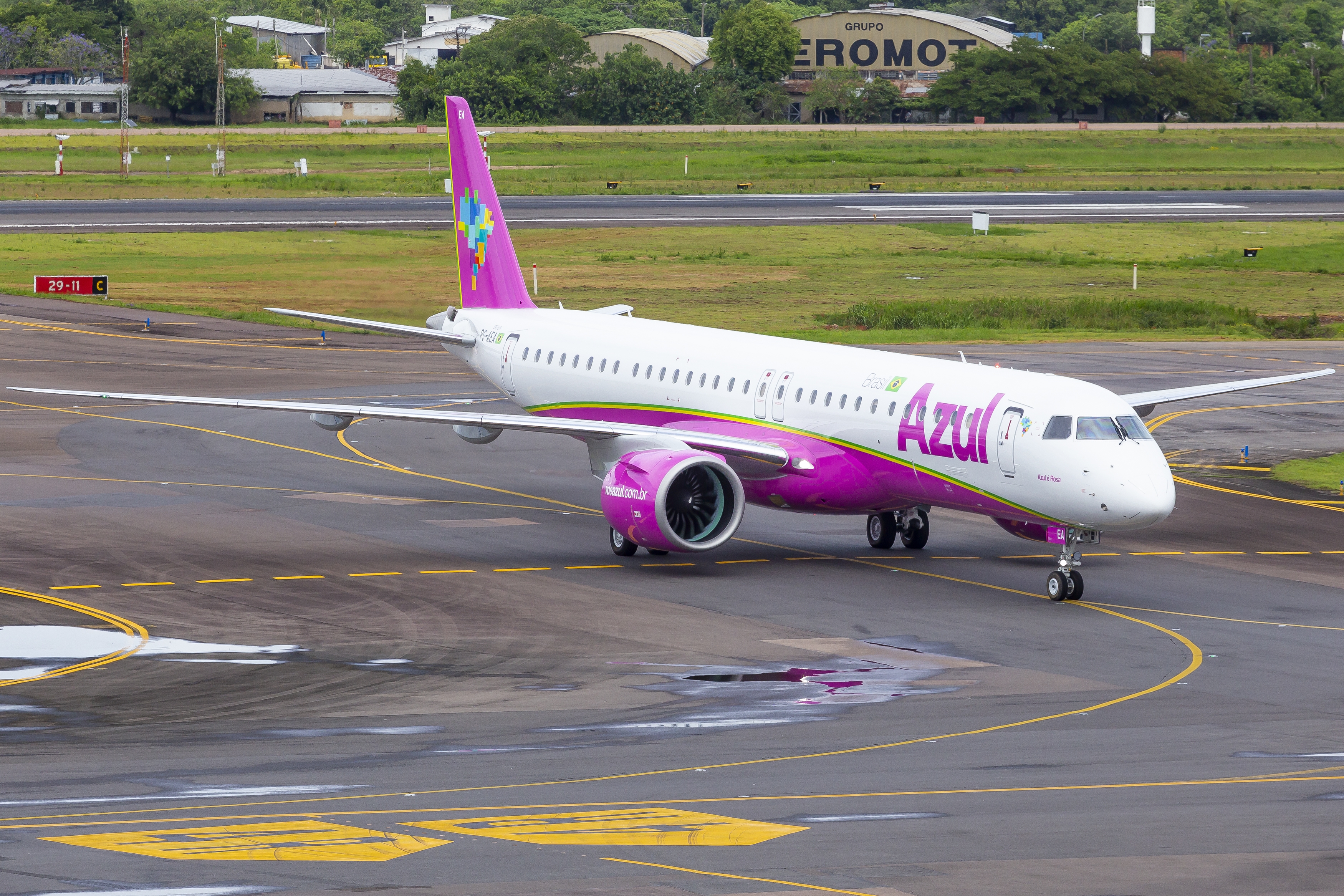 PS-AEA - Embraer 190-400 E2