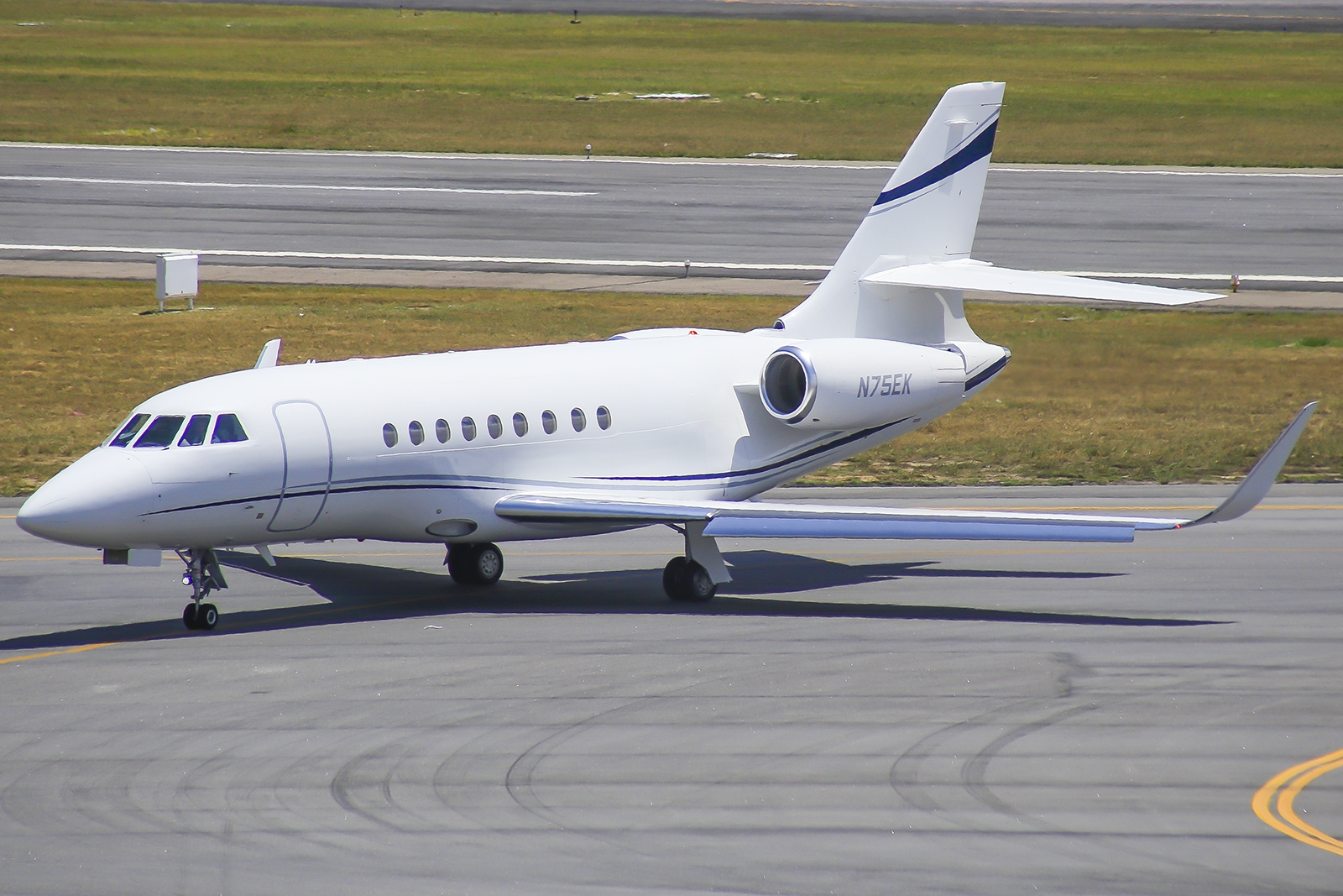 N75EK - Dassault Falcon 2000EX