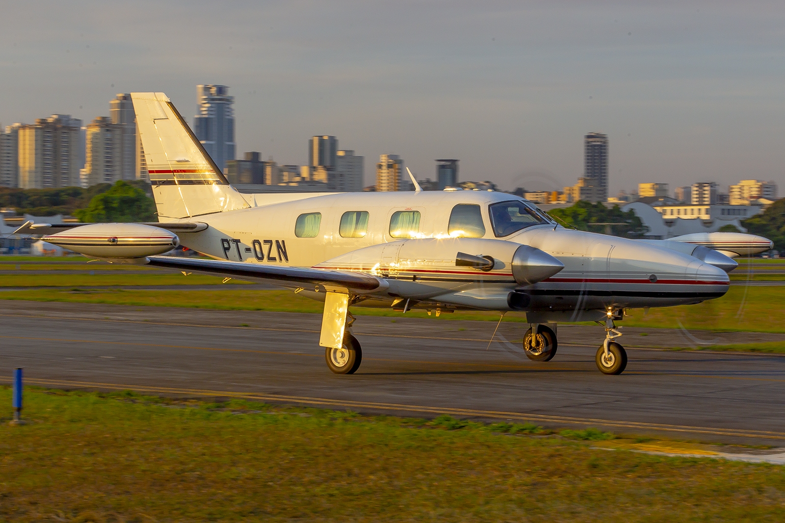 PT-OZN - Piper PA-31T1 Cheyenne I