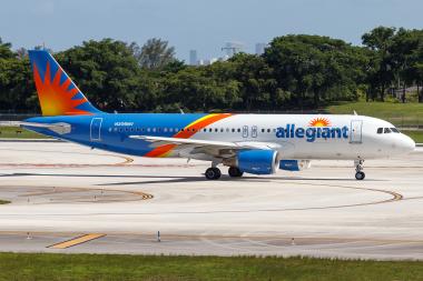 N206NV - Airbus A320