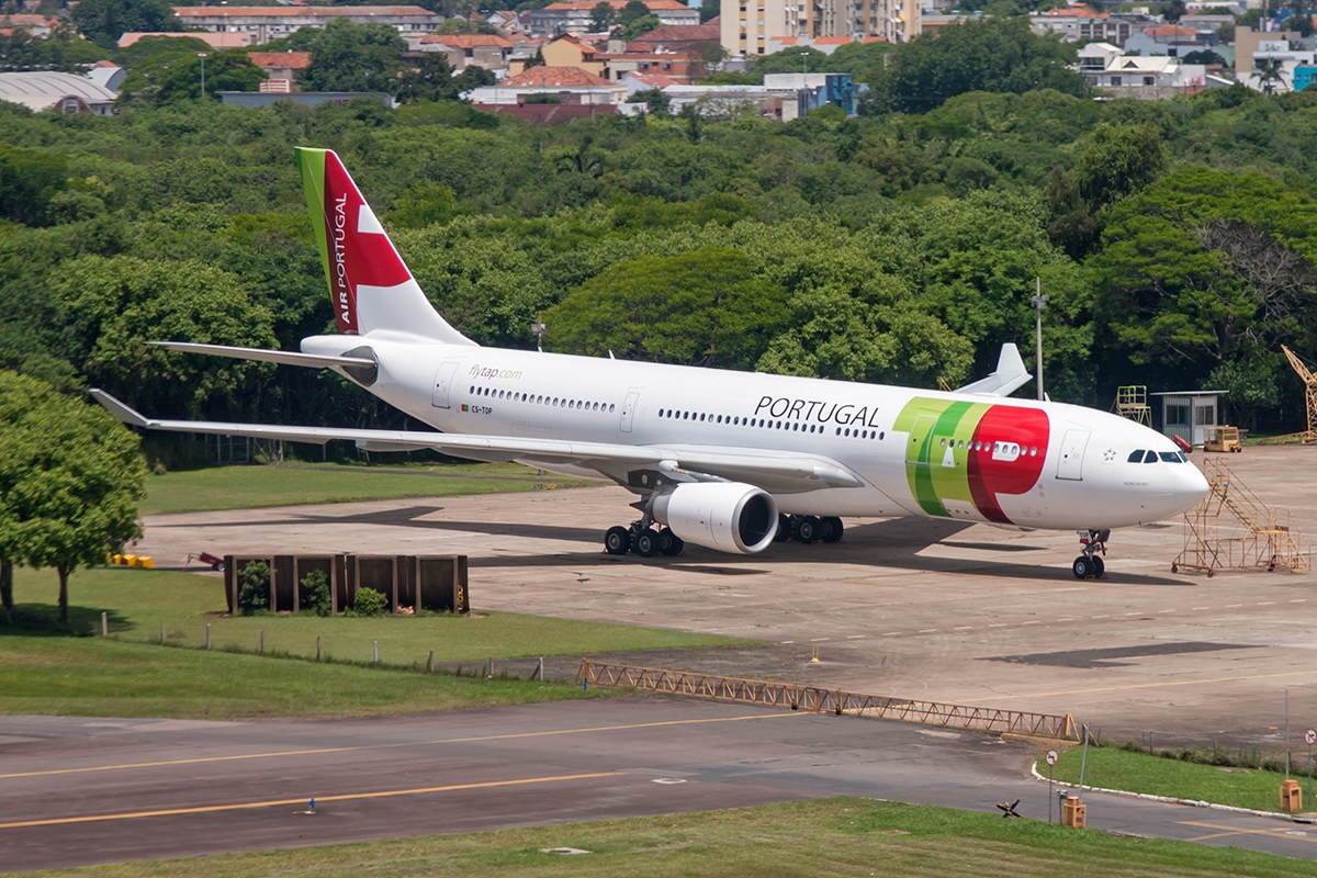 CS-TOP - Airbus A330-200