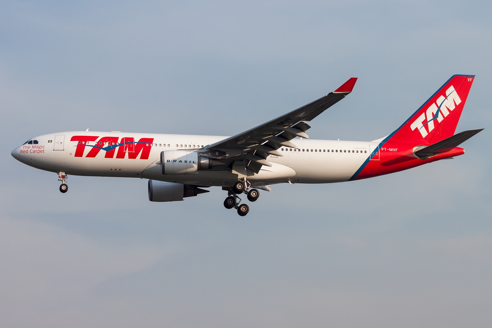 PT-MVF - Airbus A330-200