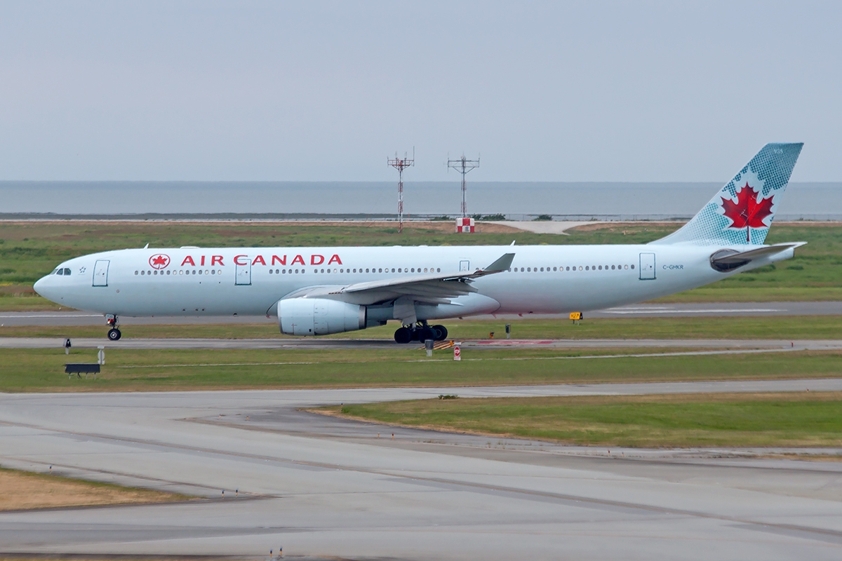 C-GHKR - Airbus A330-300