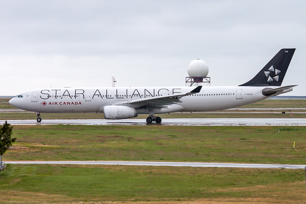 C-GHLM - Airbus A330-300