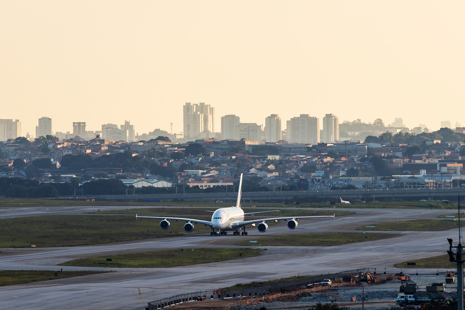 A6-EUS - Airbus A380