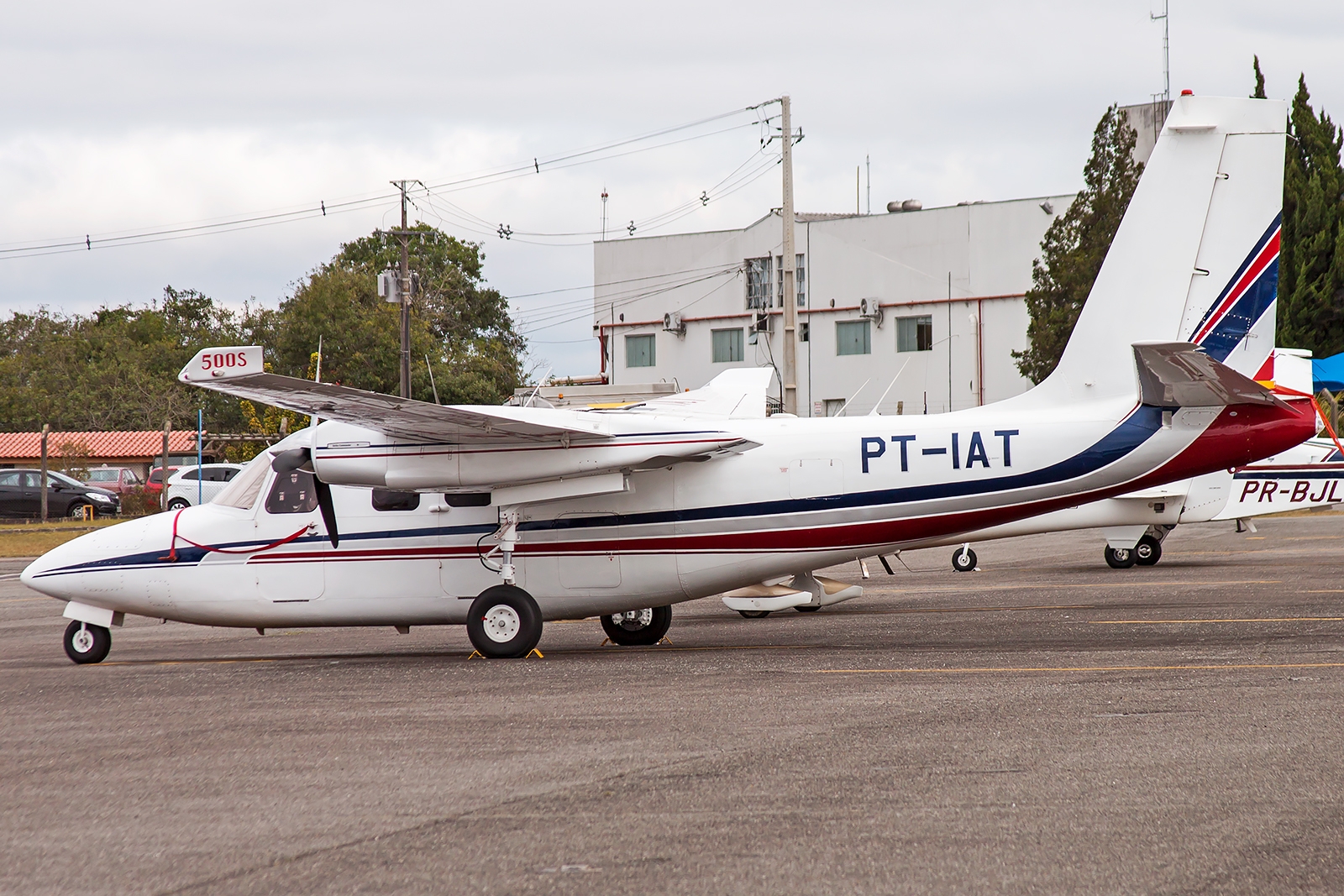 PT-IAT - Rockwell 500S Shrike Commander