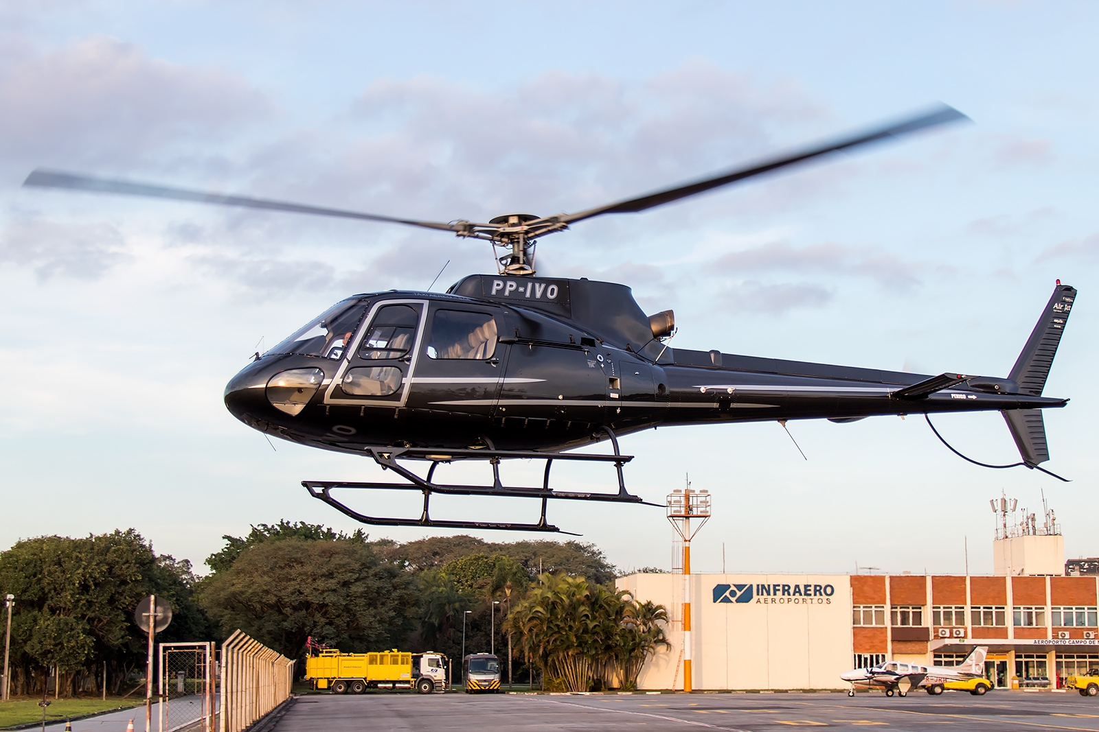 PP-IVO - Helibrás AS 350 Esquilo