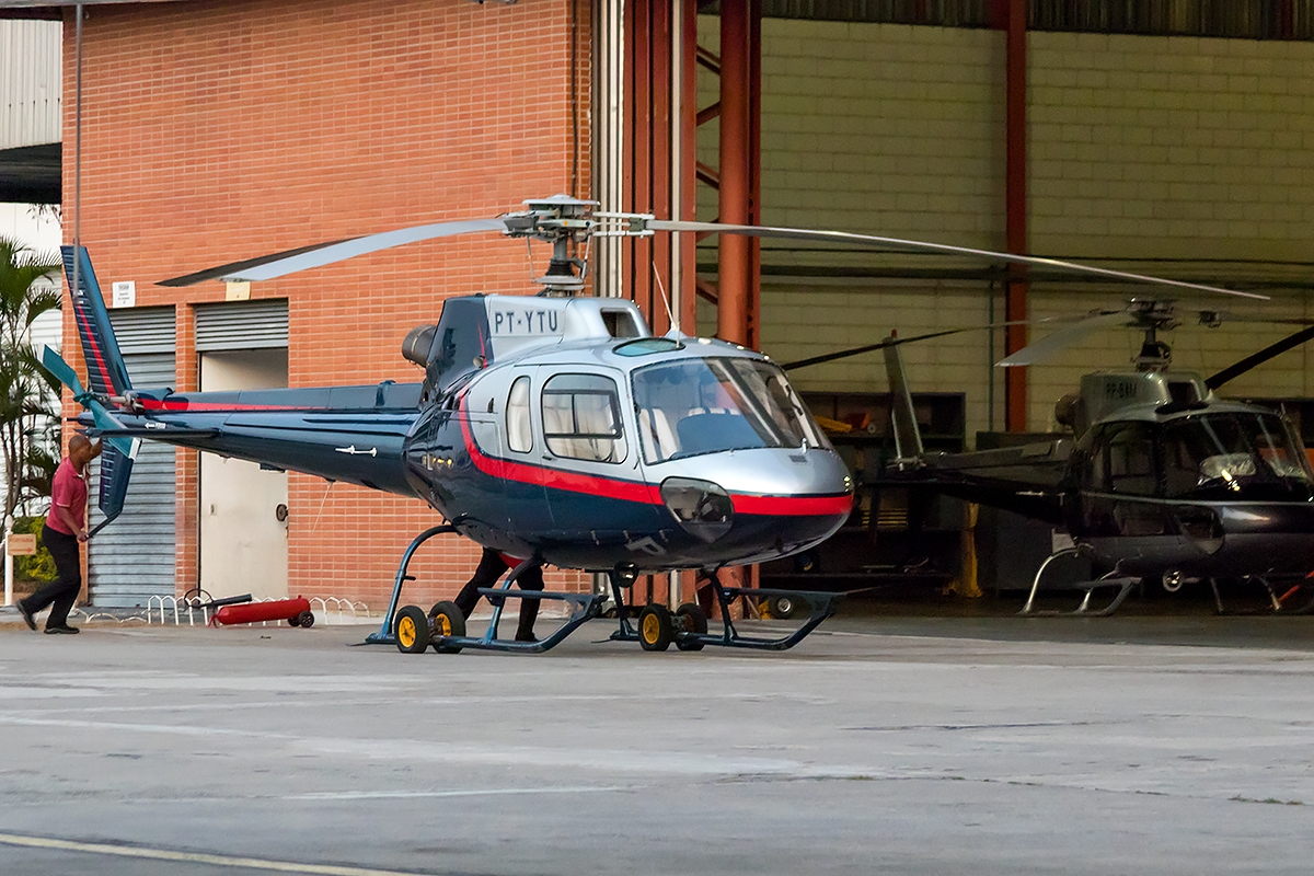 PT-YTU - Helibrás AS 350 B2