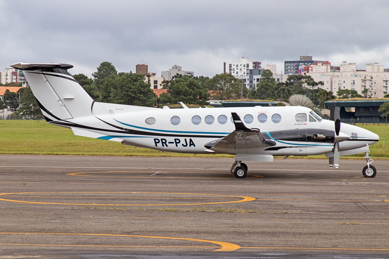 PR-PJA - Beechcraft B300 King Air 350i