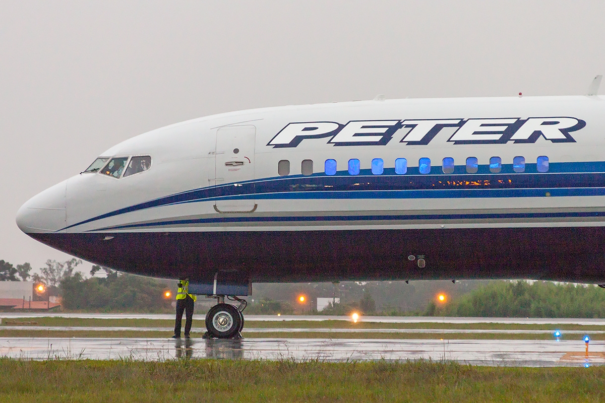 VP-BPZ - Boeing 727-17(RE)