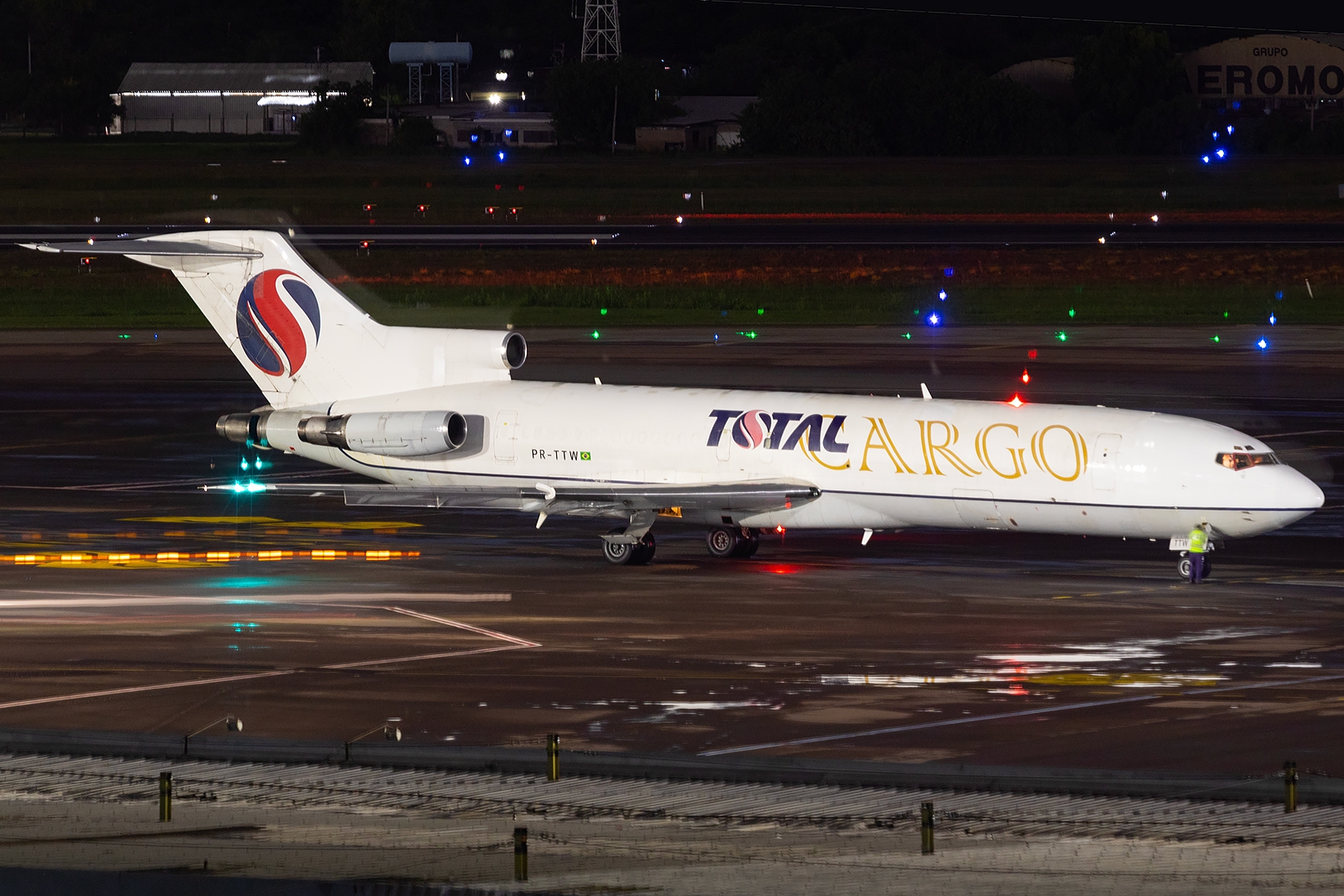 PR-TTW - Boeing 727-200F