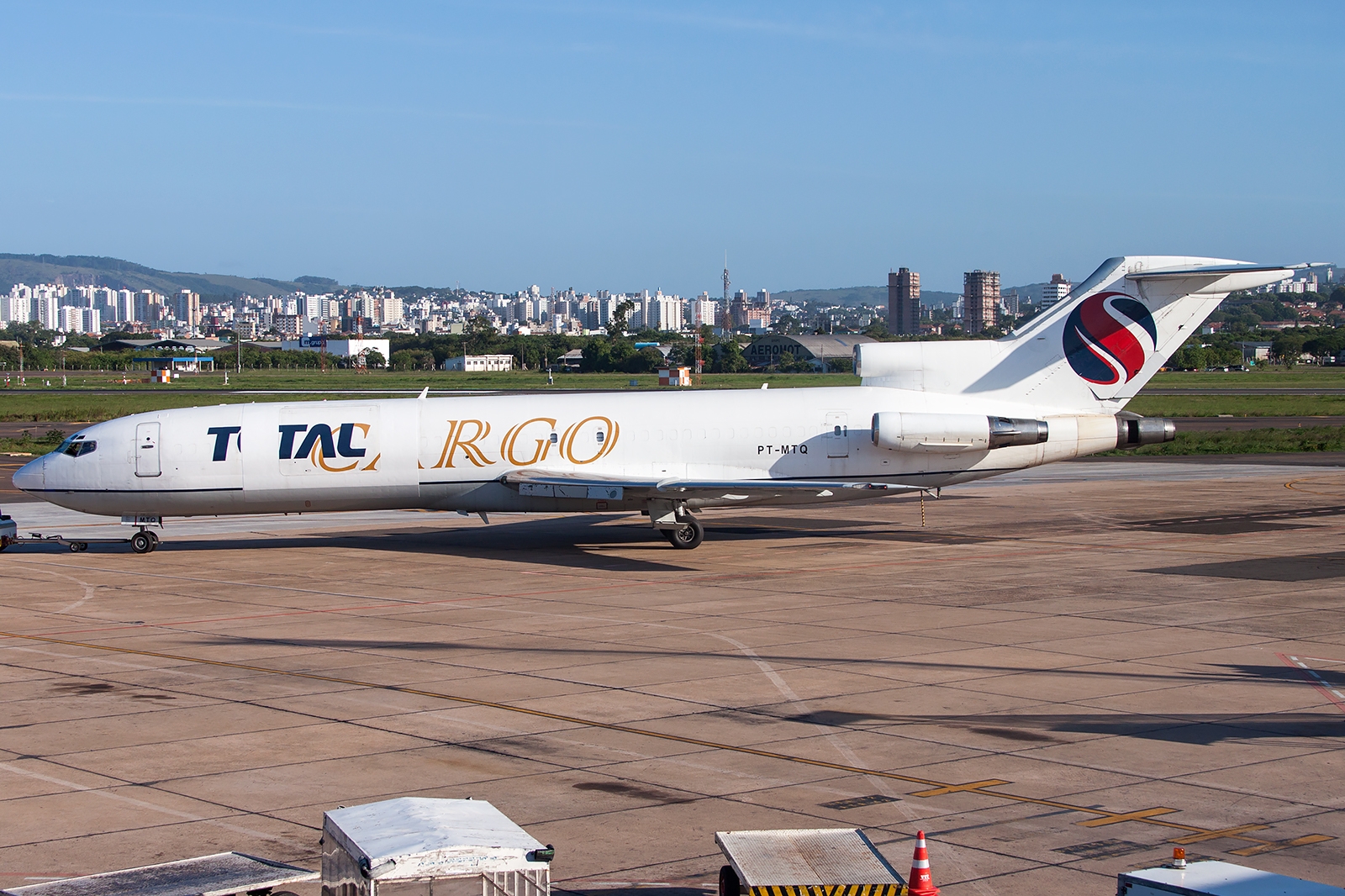 PT-MTQ - Boeing 727-200F