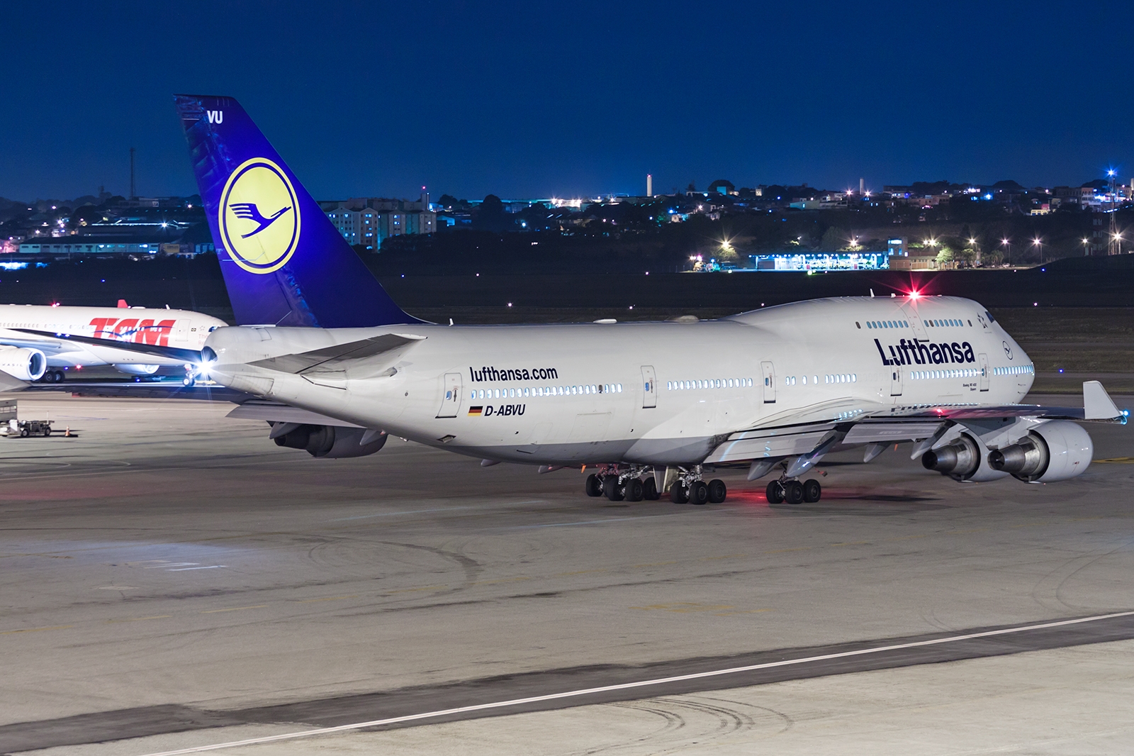 D-ABVU - Boeing 747-400