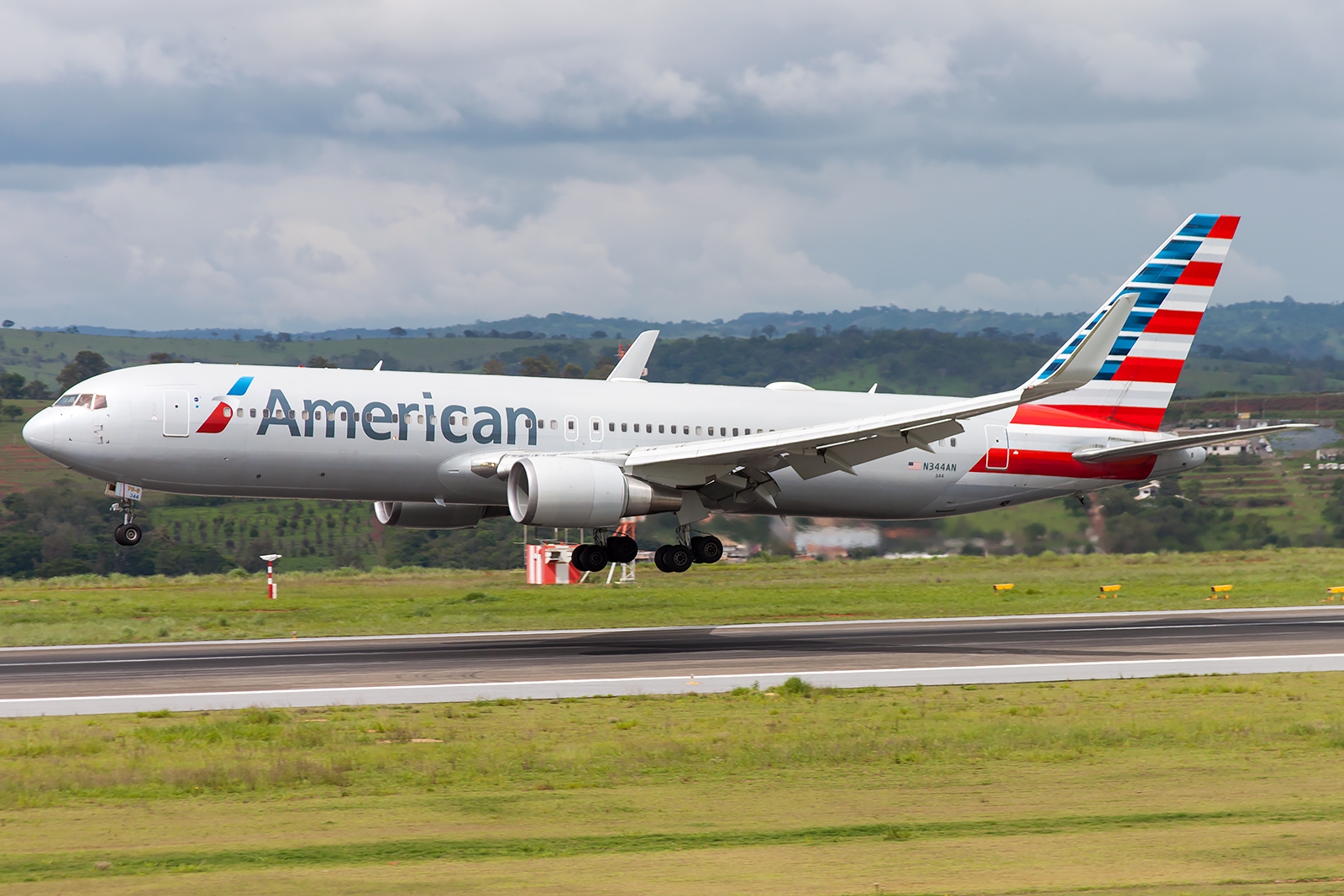 N344AN - Boeing 767-300(ER)