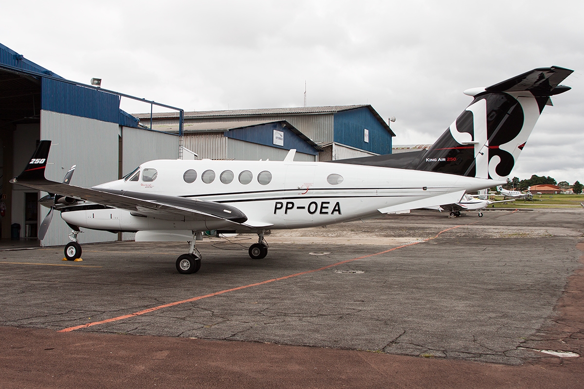 PP-OEA - Beechcraft B200GT Super King Air