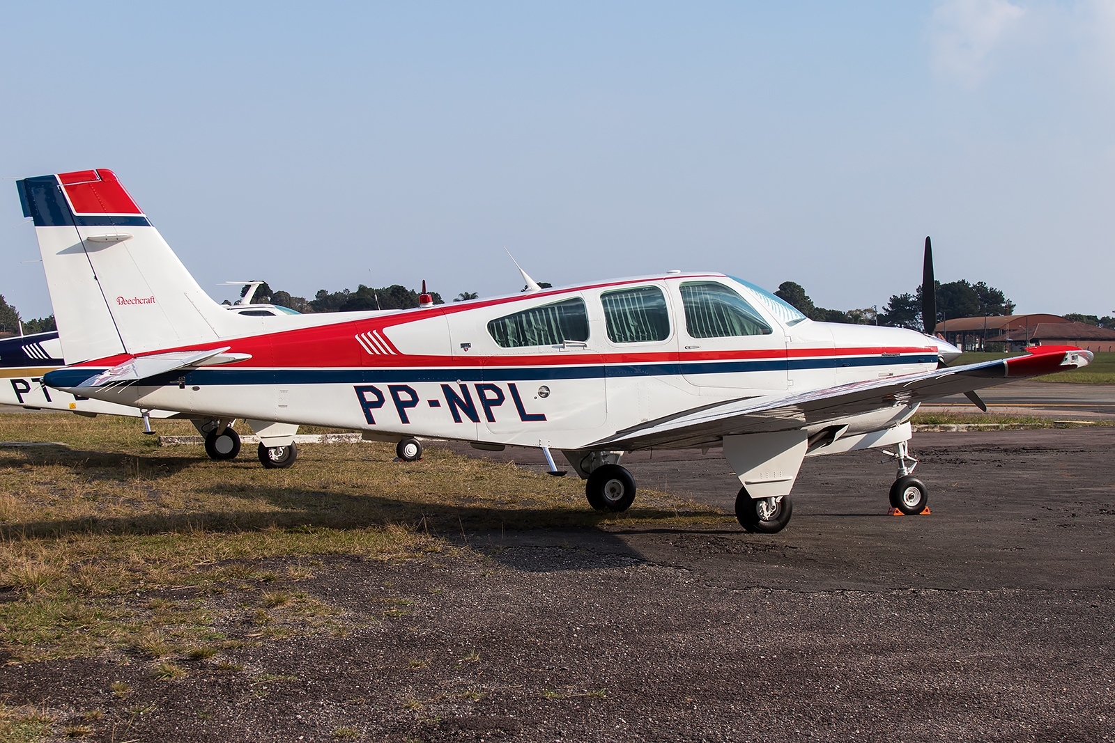 PP-NPL - Beechcraft F33A Bonanza