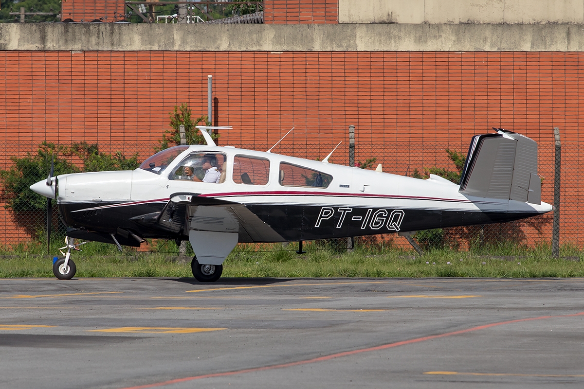 PT-IGQ - Beechcraft V35B Bonanza