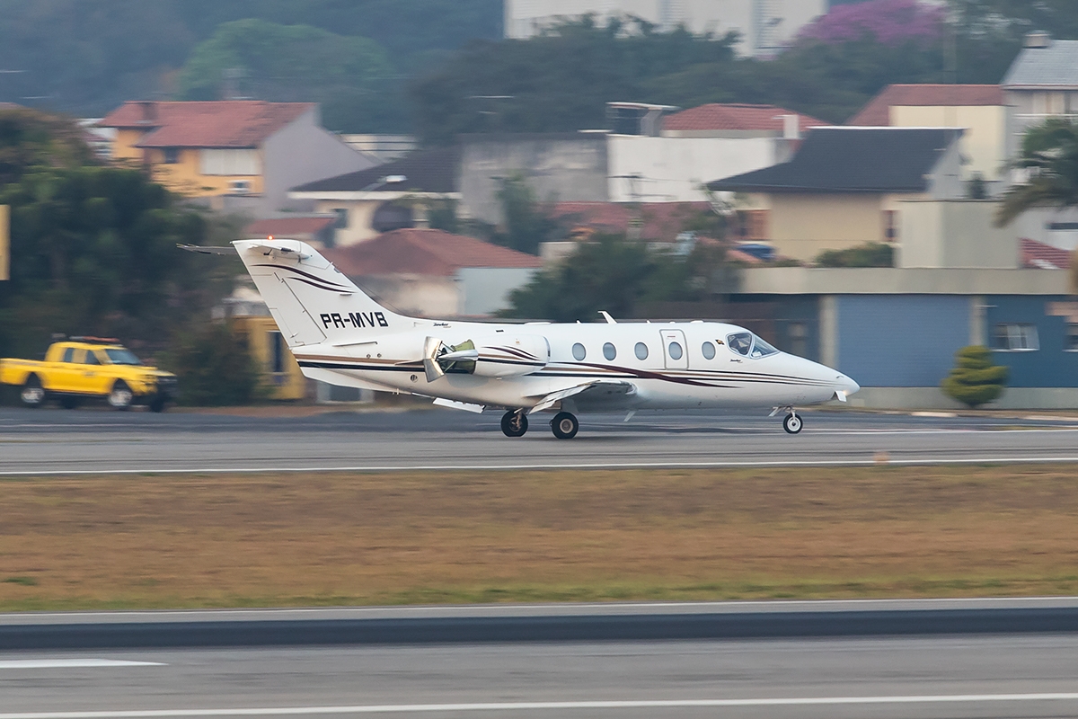 PR-MVB - Beechjet 400A