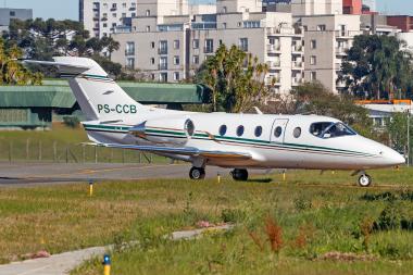 PS-CCB - Raytheon Hawker 400XP