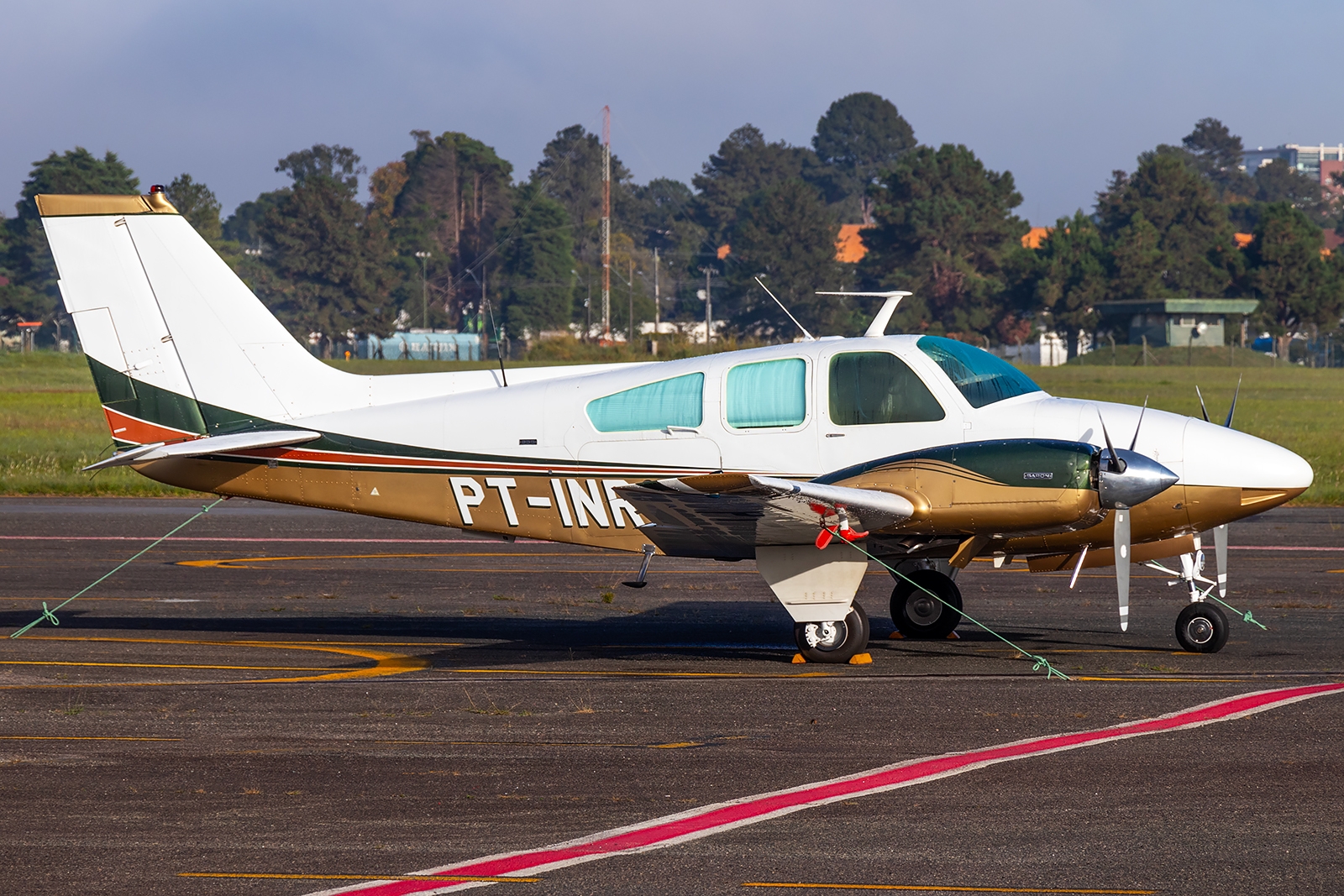 PT-INR - Beechcraft 55 Baron