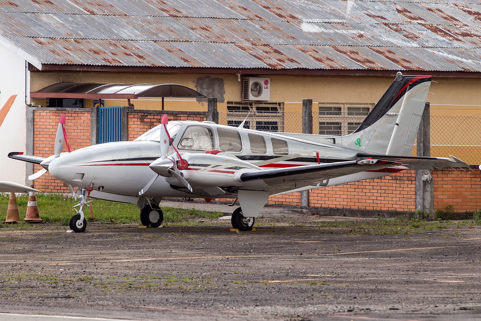 PP-DLD - Beechcraft G58 Baron