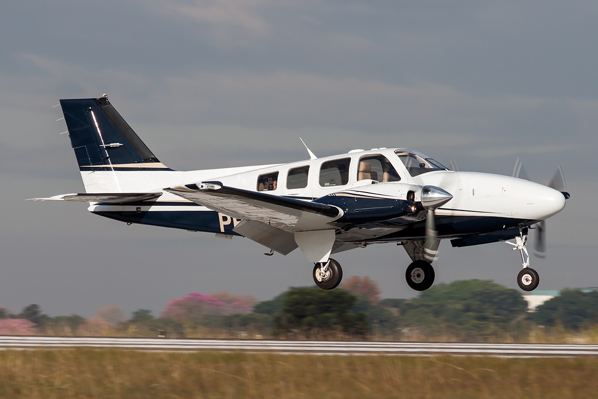 PP-LAV - Beechcraft G58 Baron