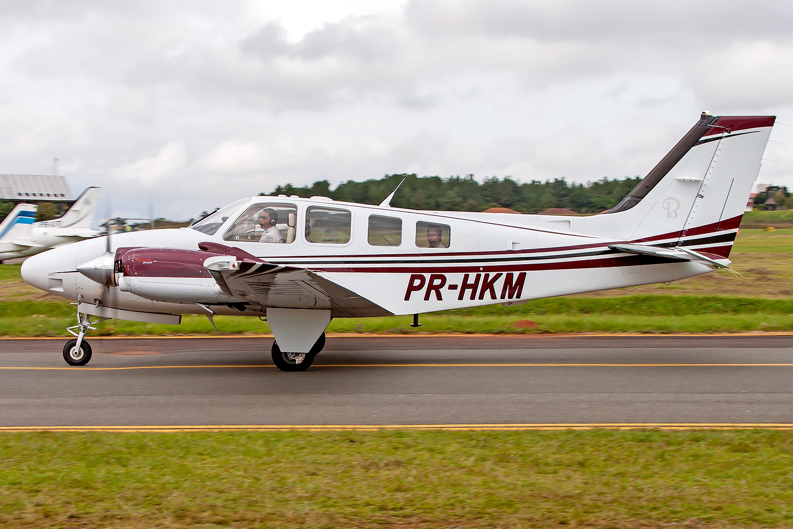 PR-HKM - Beechcraft G58 Baron