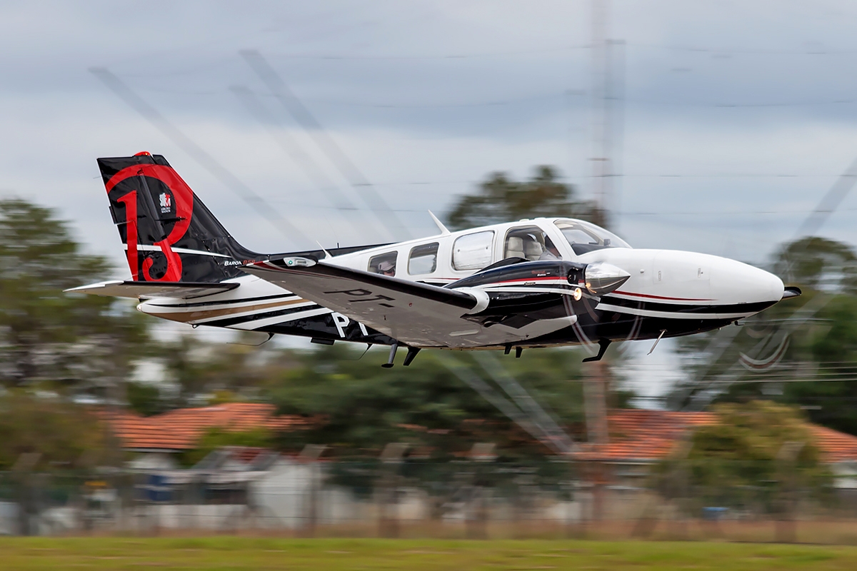 PT-WMB - Beechcraft 58 Baron