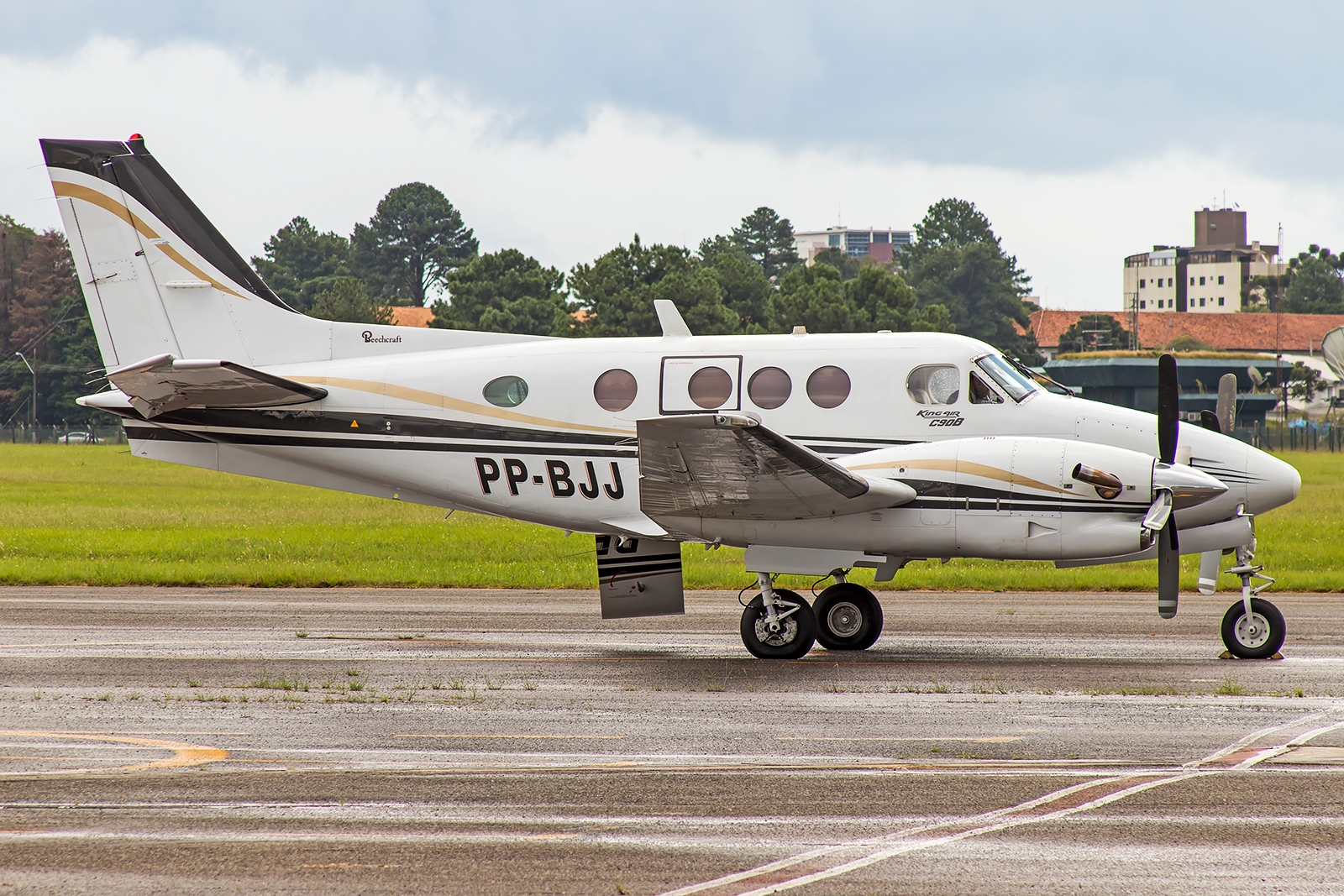 PP-BJJ - Beechcraft C90 King Air