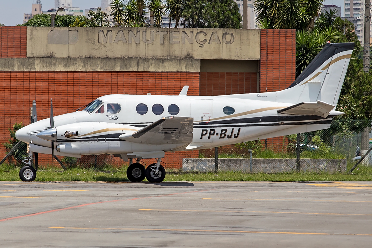 PP-BJJ - Beechcraft C90 King Air