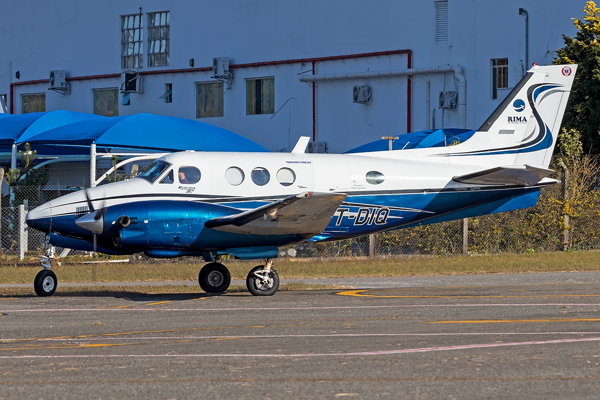 PT-DIQ - Beechcraft B90 King Air