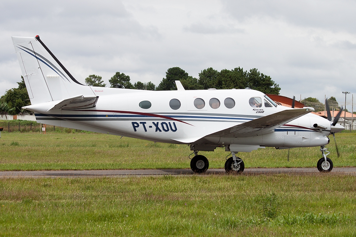 PT-XOU - Beechcraft C90 King Air