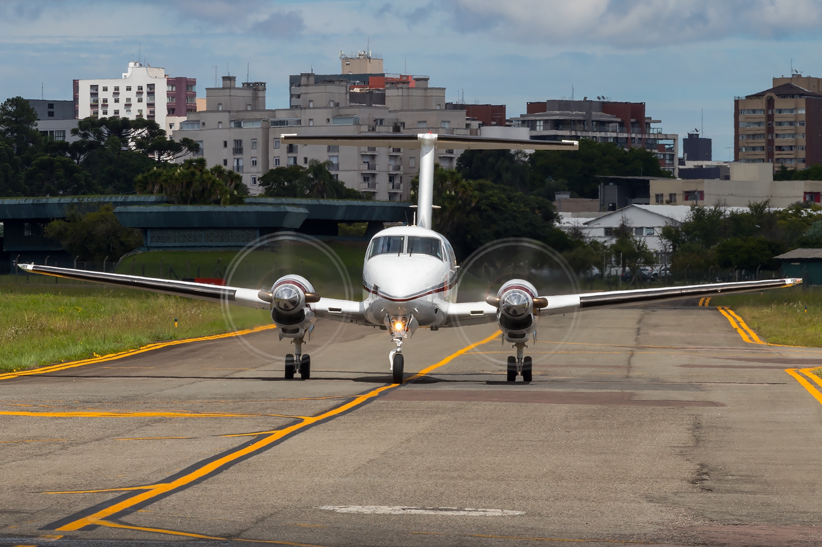 PT-OTA - Beechcraft F90 King Air