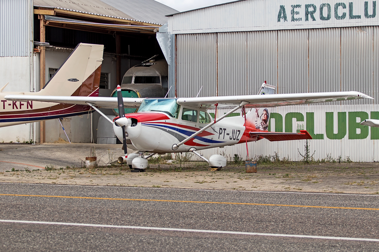 PT-JUZ - Cessna 172 Skyhawk