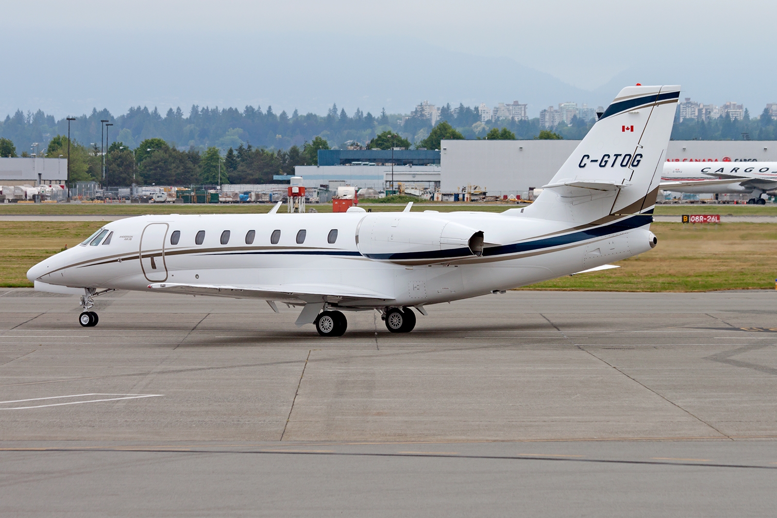 C-GTOG - Cessna 680 Citation Sovereign