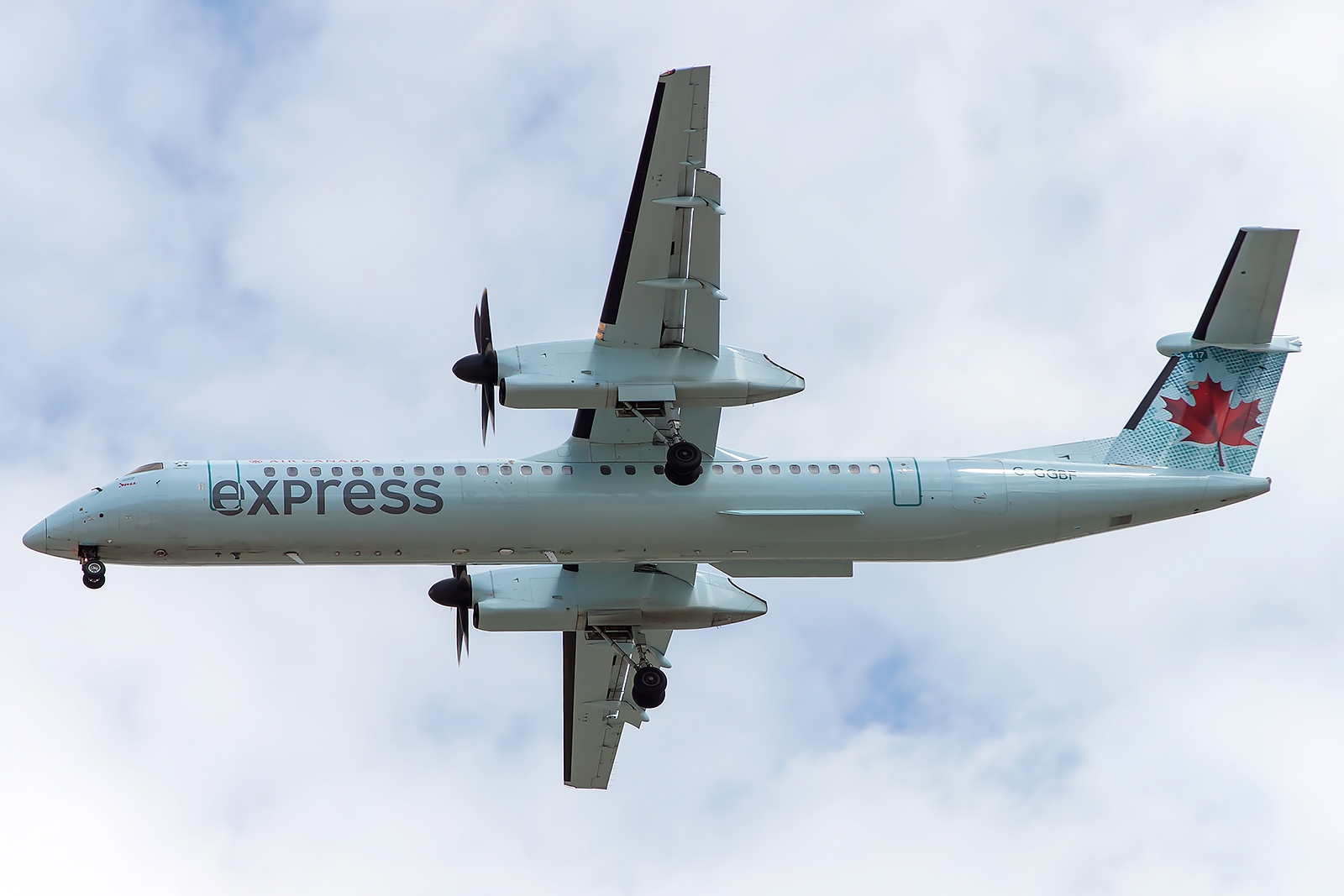 C-GGBF - Bombardier Dash 8-Q400