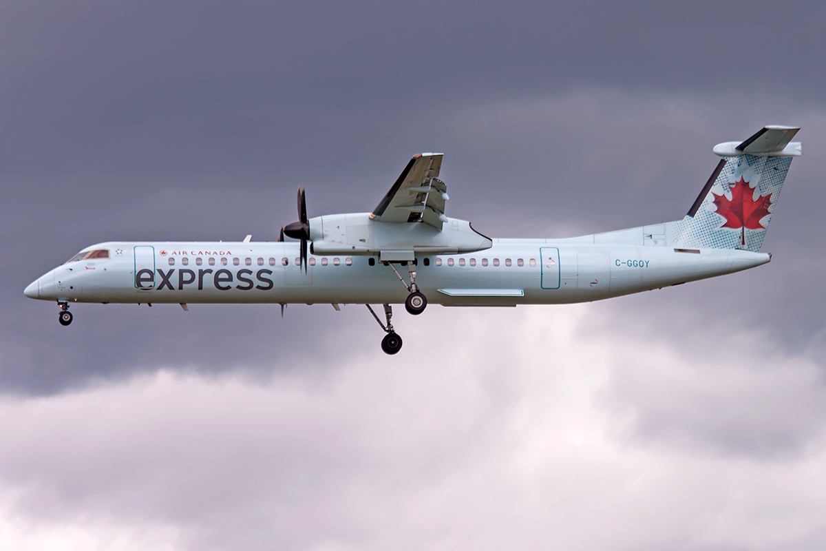 C-GGOY - Bombardier Dash 8-Q400