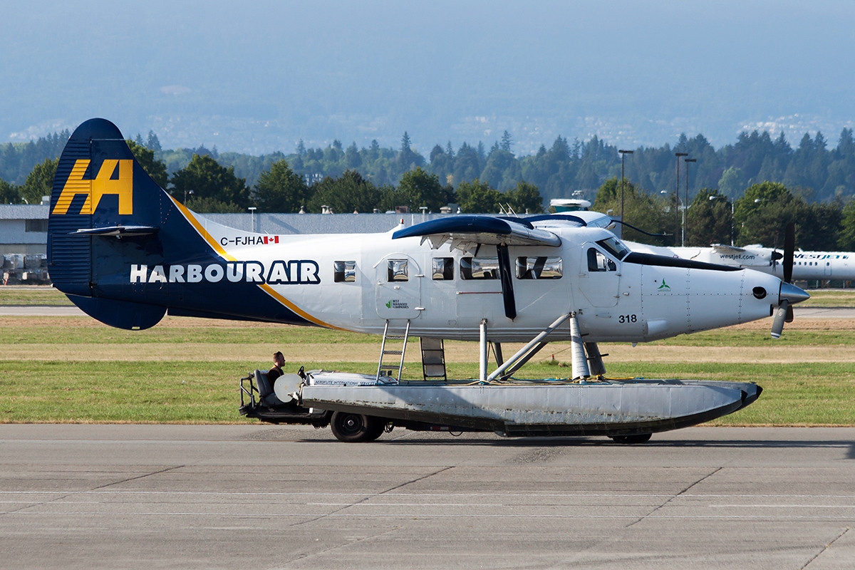 C-FJHA - De Havilland Canada DHC-3 Otter