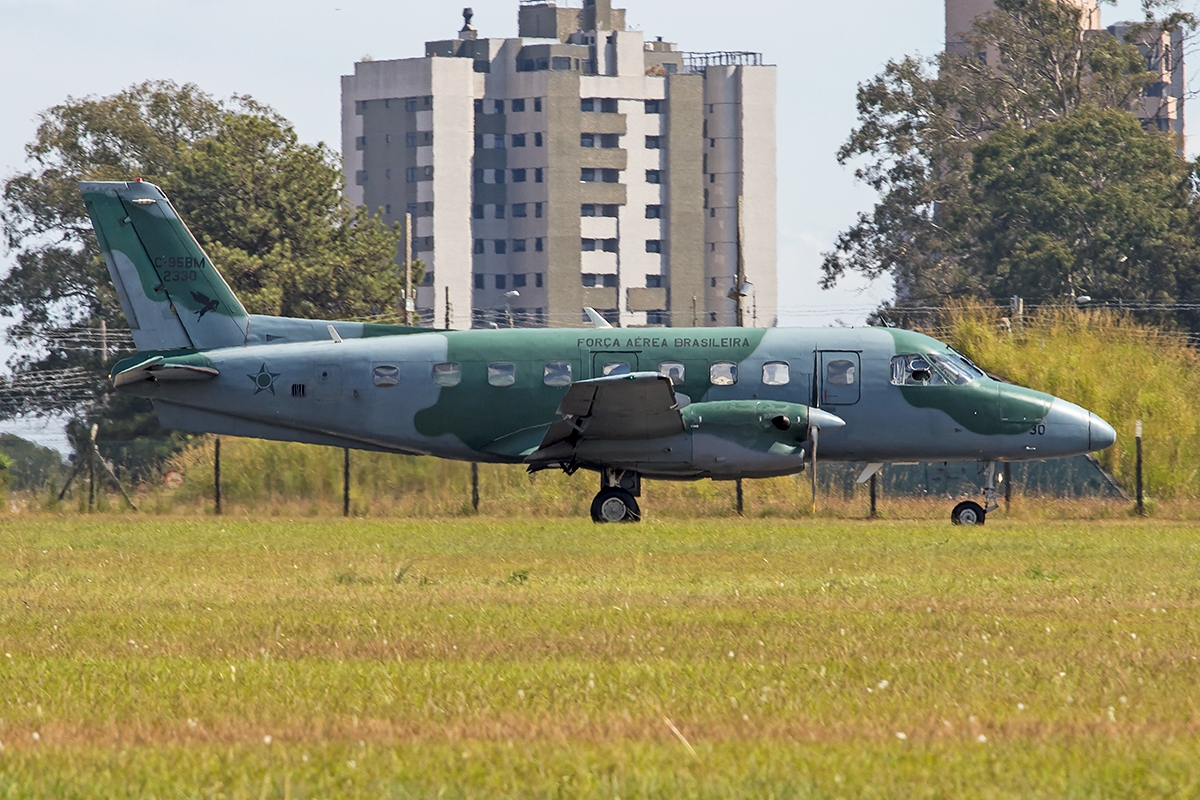 FAB2330 - Embraer C-95 Bandeirante