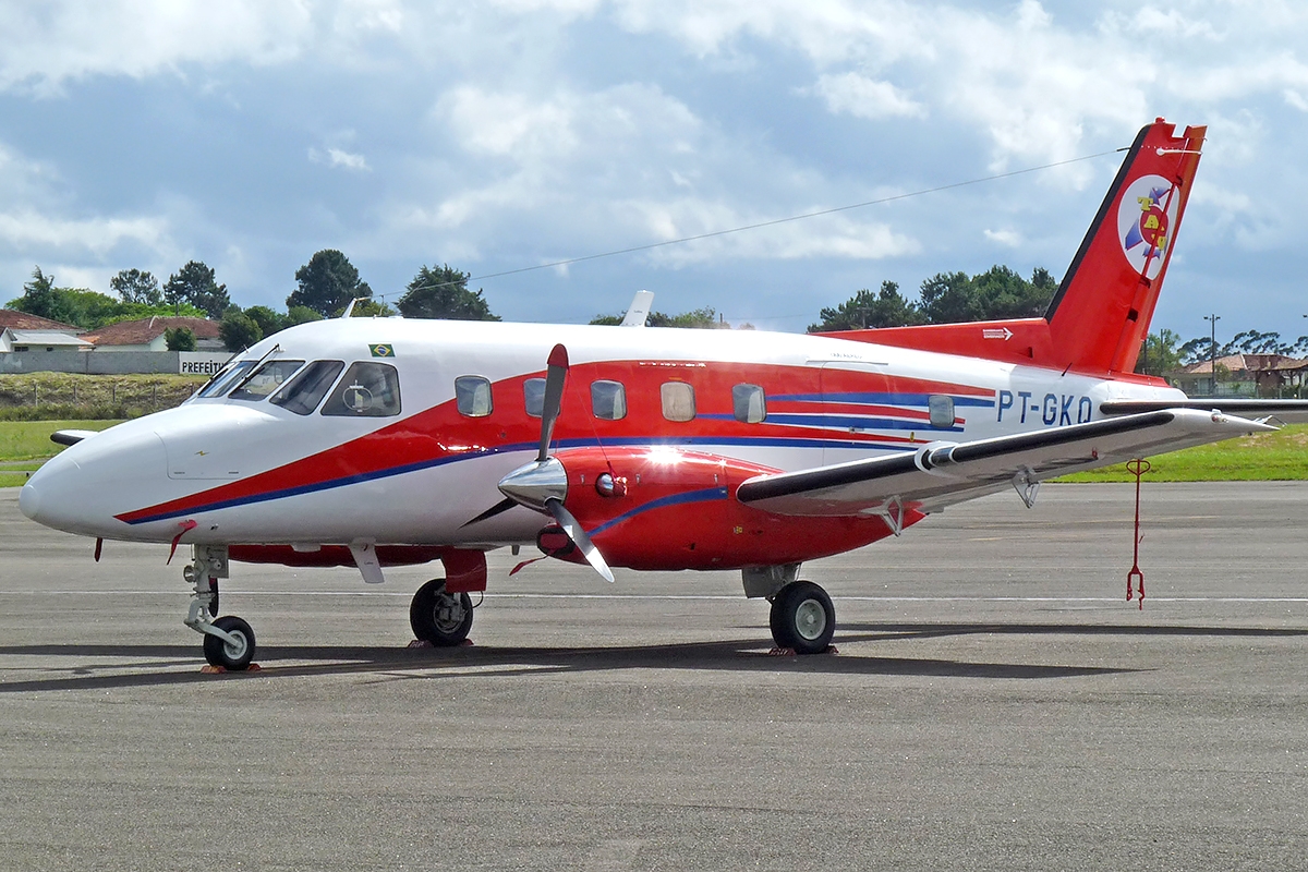 PT-GKQ - Embraer EMB-110 Bandeirante