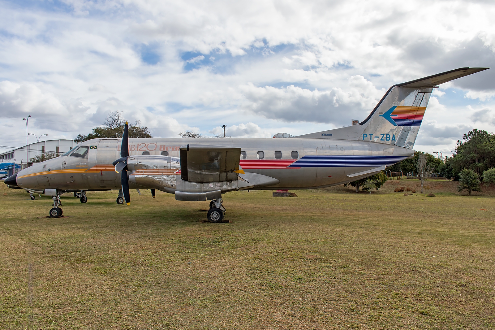 PT-ZBA - Embraer EMB-120 Brasilia