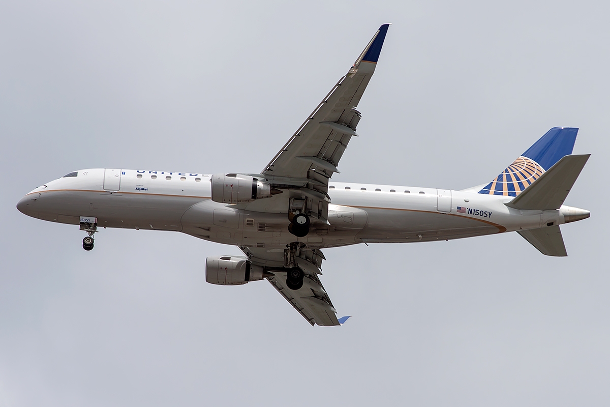 N150SY - Embraer 170-200